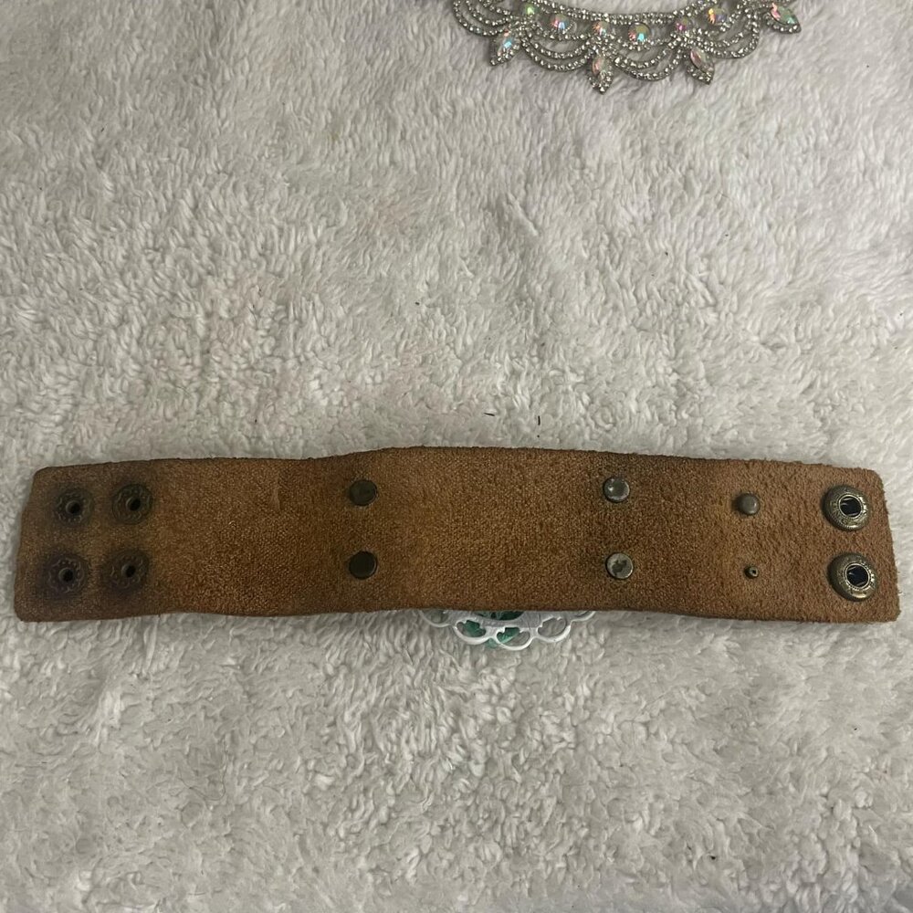 Western Handmade Brown Leather Cuff Bracelet With a Mint Green Filigree Flower - Picture 5 of 5